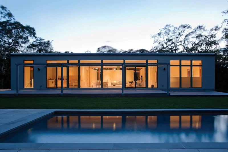 Thư giãn tuyệt vời với biệt thự mái bằng có hồ bơi