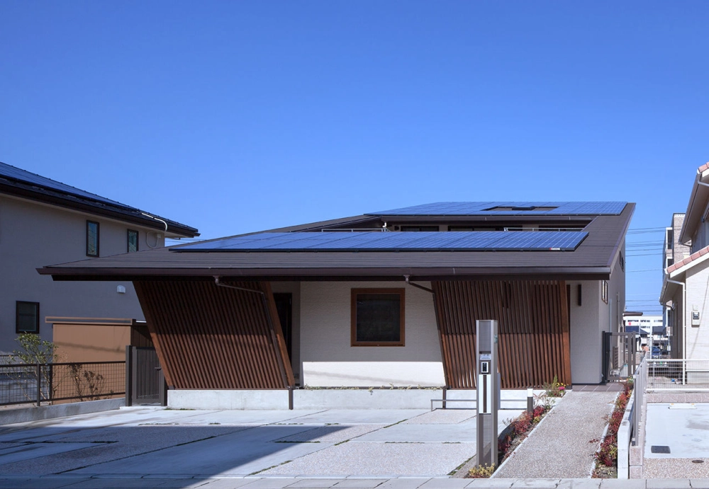 Mặt tiền nhà cấp 4 mái lệch hài hòa