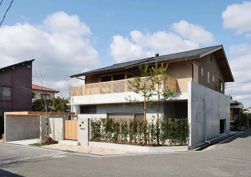 Mặt tiền nhà mái nhật ngang 10m bề thế với cách bố trí không gian mở