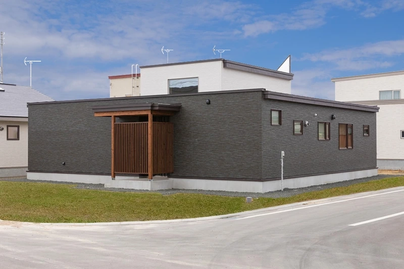 Tham khảo mẫu nhà mái bằng có gác lửng tiện nghi