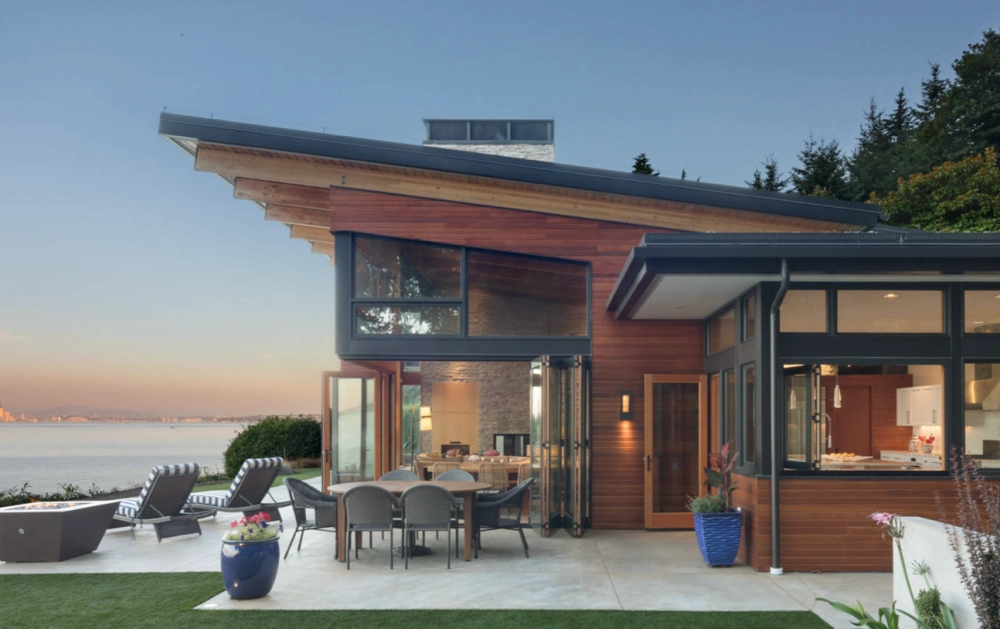 Nhà mái lệch có gác xép gọn gàng tiện dụng