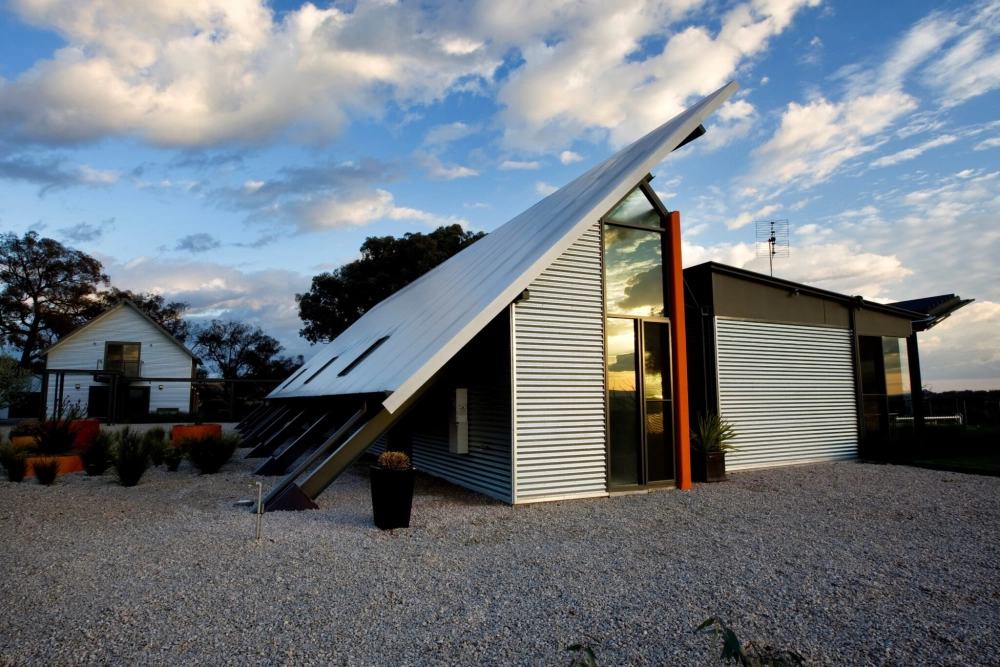 Nhà mái lệch nhỏ thông thoáng đón gió ánh sáng