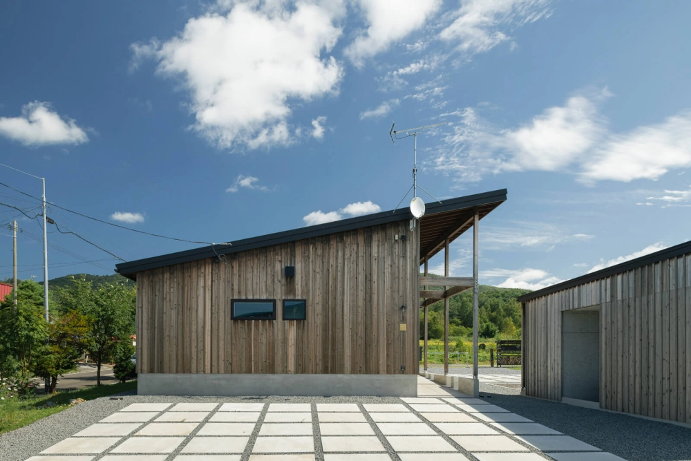 Nhà mái lệch nông thôn hiện đại đẹp và tinh tế