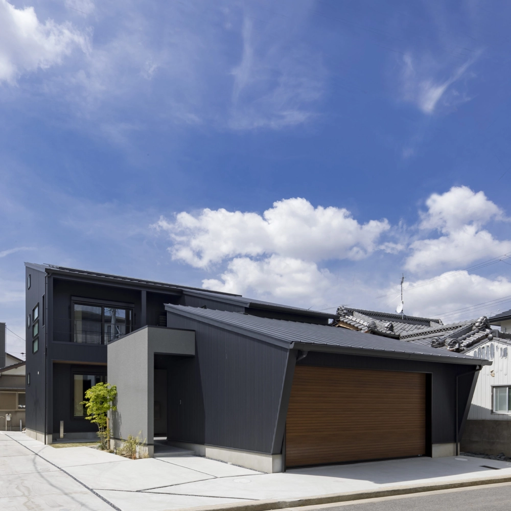 Nhà mái lệch không gian mở đón gió ánh sáng