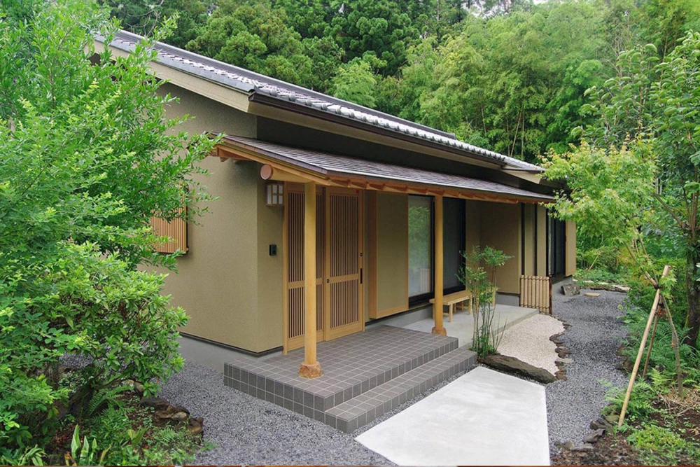 Mẫu nhà mái nhật 1 tầng mái ngói xanh đặc trưng