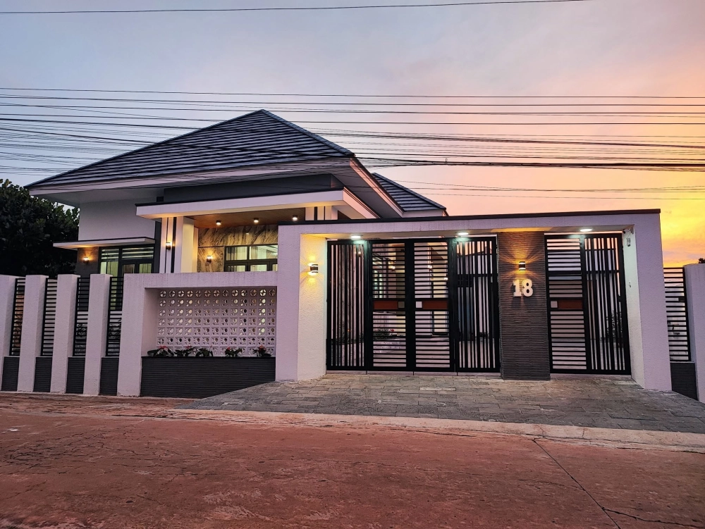 Mẫu nhà phố mái nhật 2 tầng trẻ trung với không gian mở