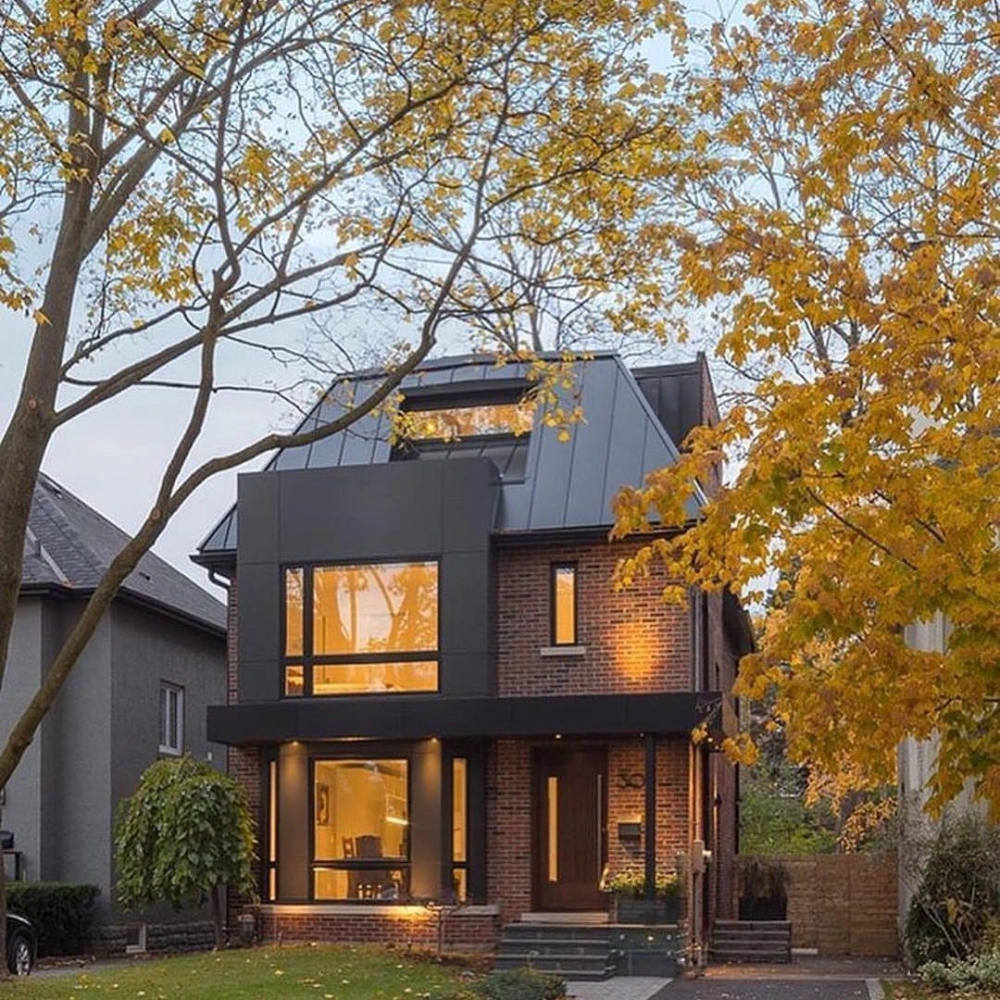 Kiến trúc nhà mái nhật 3 tầng sang trọng với ban công rộng