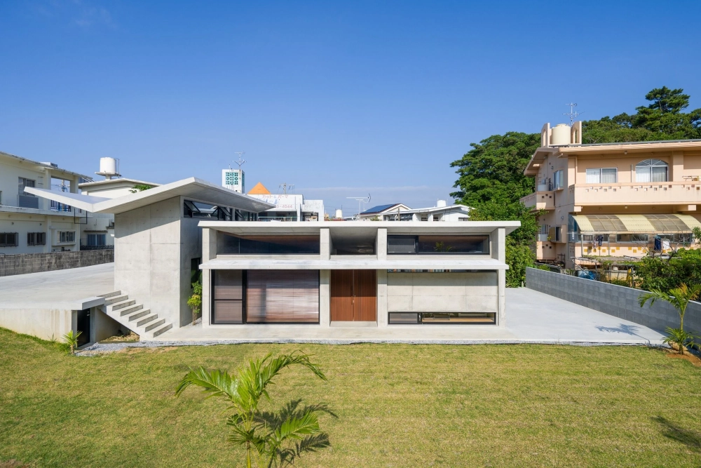 Nhà mái nhật nông thôn mặt tiền 10m bề thế và vững chãi