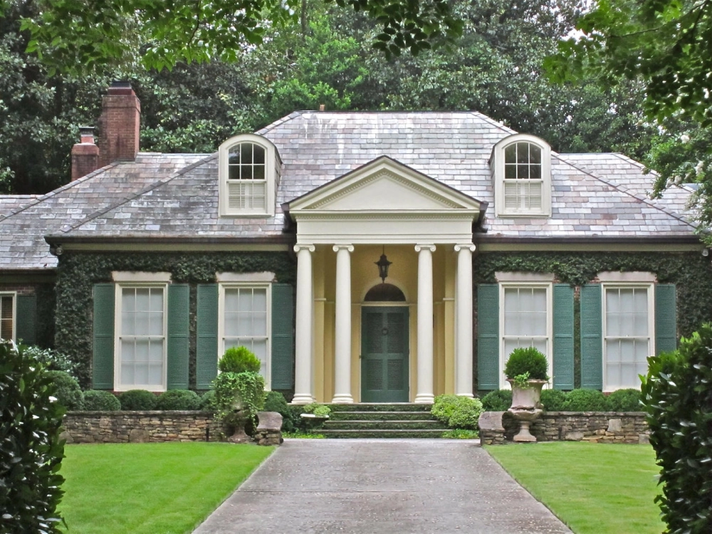 Thiết kế nội thất tân cổ điển nhà mái nhật sang trọng bên trong