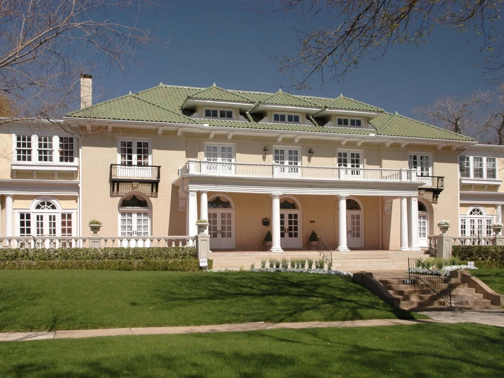 Kiến trúc pháp phối mái nhật tạo nên vẻ đẹp độc bản