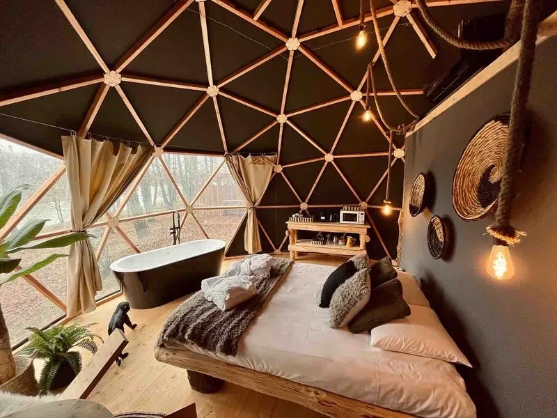 Xây nhà mái vòm ven biển lộng gió