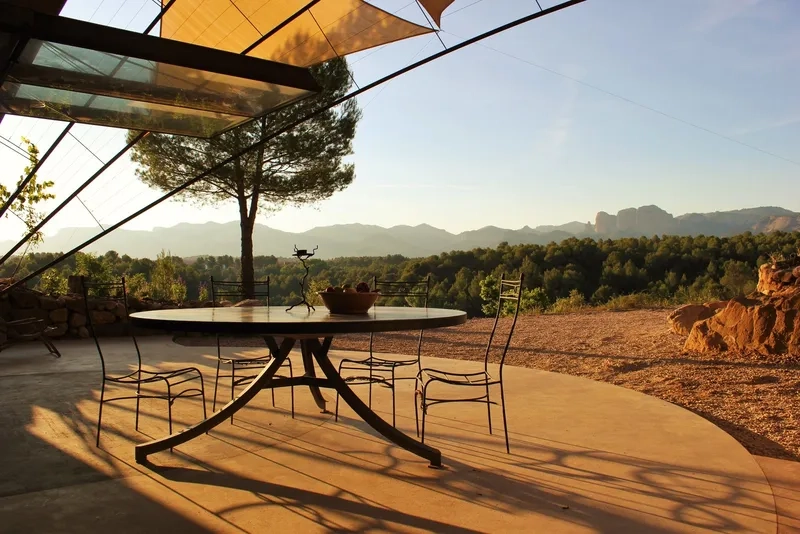 Công ty xây nhà mái vòm nghỉ dưỡng