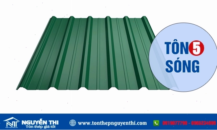 Cận cảnh cấu tạo tôn 5 sóng giả ngói, cho thấy khả năng chống thấm nước hiệu quả