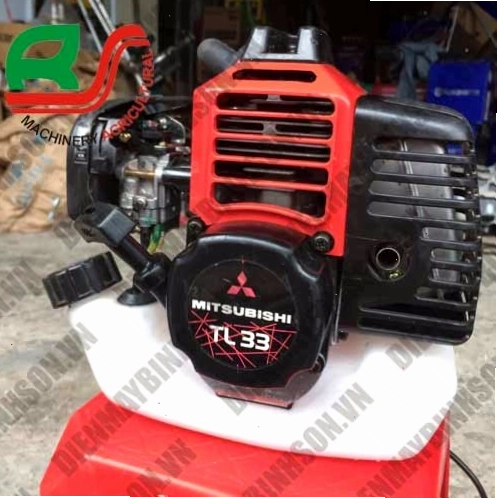 Máy cắt cỏ cũ Mitsubishi TL33