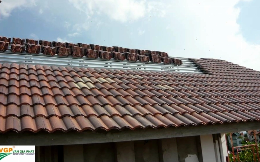 Toàn cảnh mái nhà lợp ngói thái lan