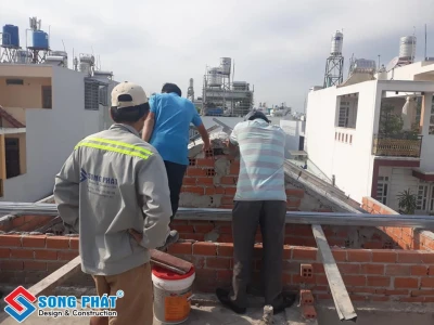 So sánh mái tôn và mái bằng: Lựa chọn nào phù hợp cho ngôi nhà bạn năm 2026